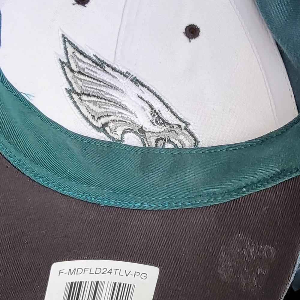 Free with $15+ or purchase separately. Eagles adjustable Cap Team Apparel - Picture 7 of 9